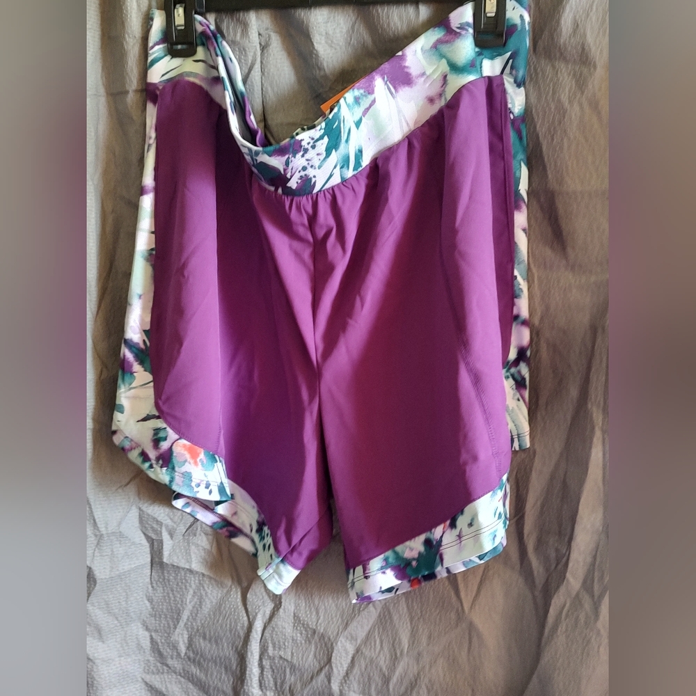 Women's athletic shorts size 1X